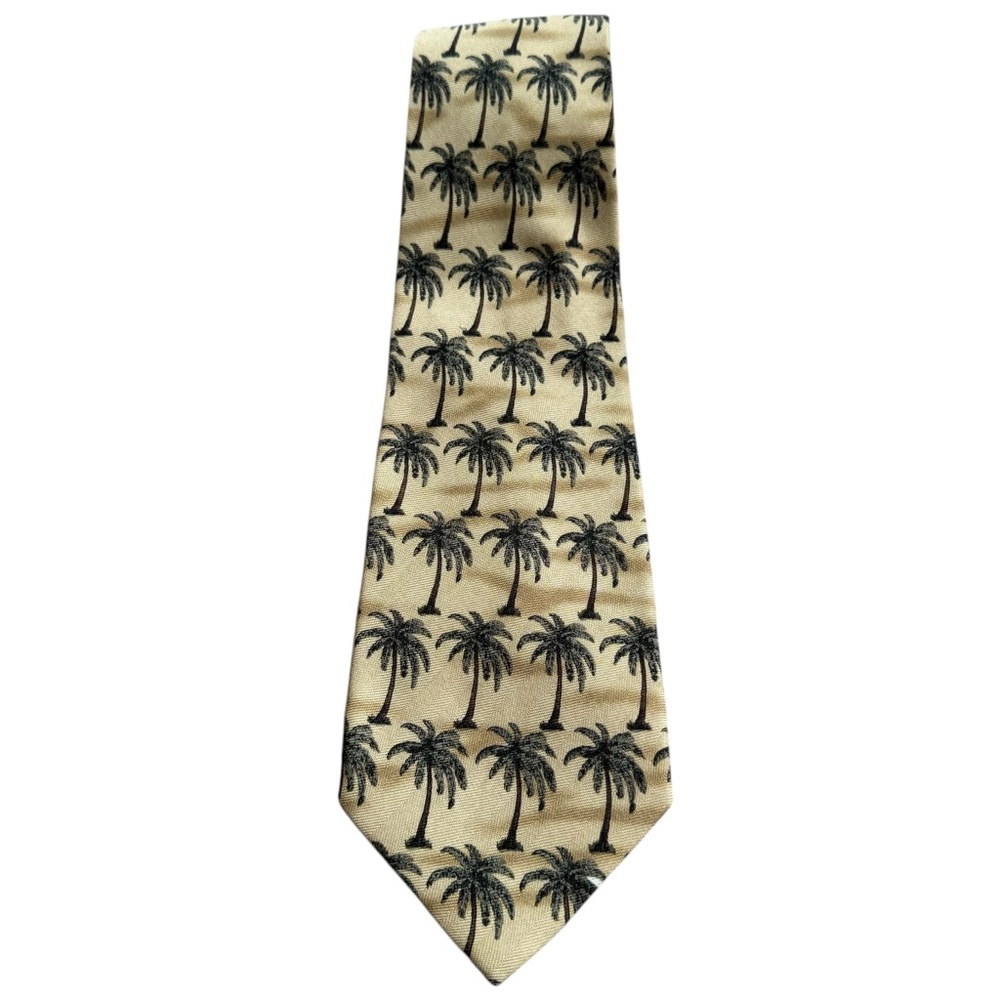 Tommy Bahama 100% Silk Necktie Tie Palm Trees Yellow 56"